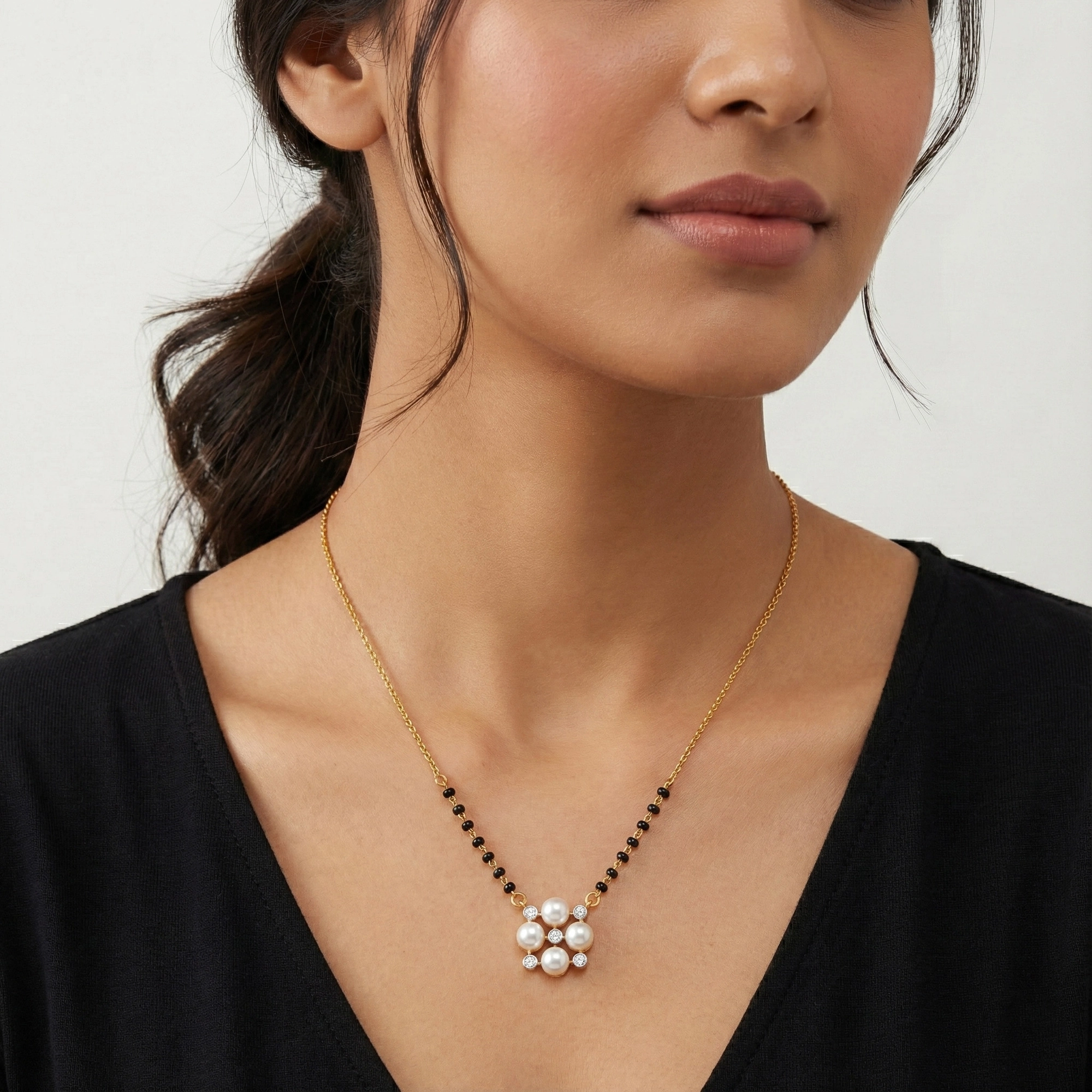 Yellow Gold Diamond Necklace - Image 3